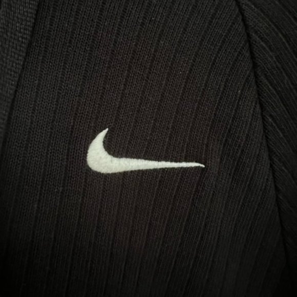 Nike Black Hooded Ribbed Sweatshirt - Picture 4 of 11